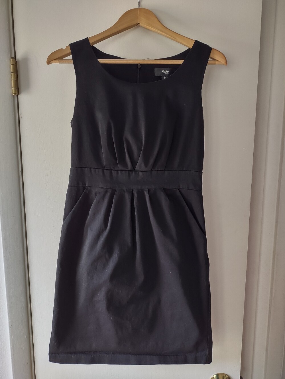 Mossimo Black Sleeveless Sheath Dress Size 6 Classic